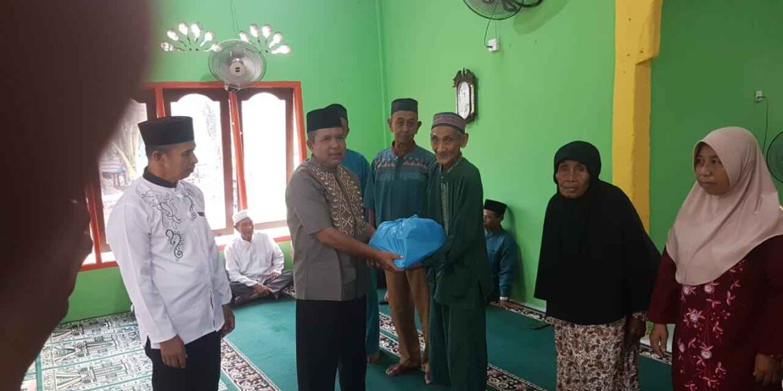 Camat Lingga Utara Dan Rombongan Safari Ramadhan Di Masjid Babussalam