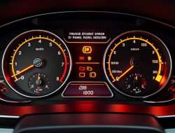 Pahami Isyarat Error di Panel Mobil Modern